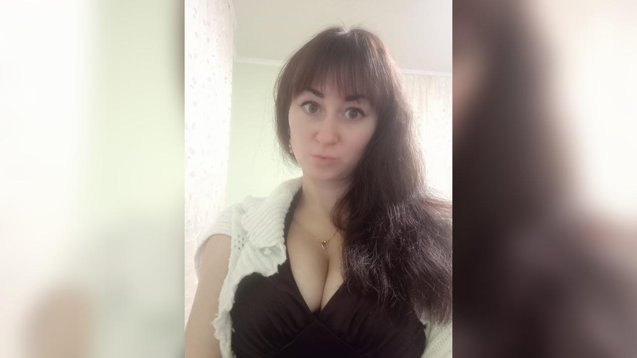 Webcam chat profile for SweetArianaKiss: Outfits