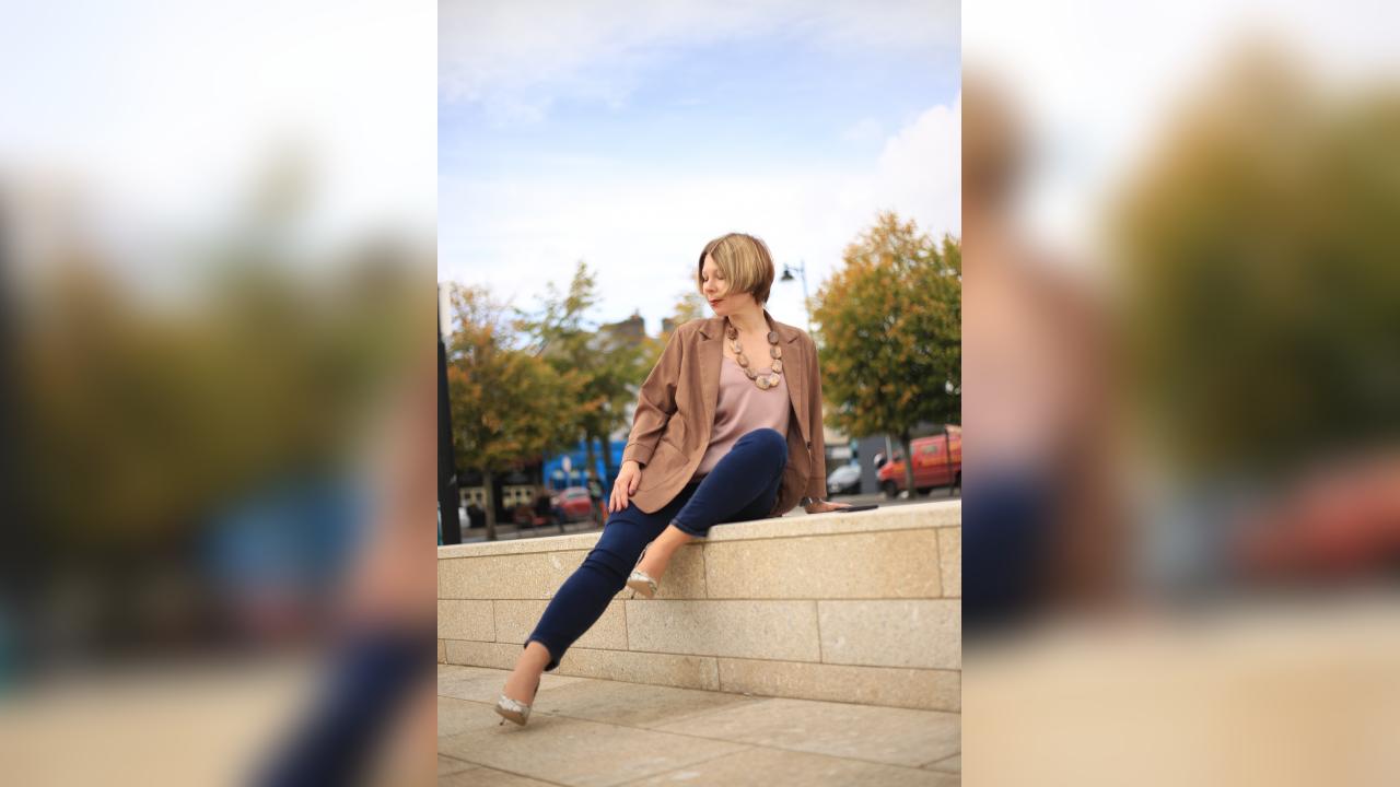 Webcam chat profile for Dinara: Ask about my Hobbies