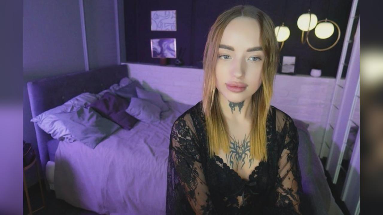 Webcam chat profile for Marquiisse: Lingerie & stockings