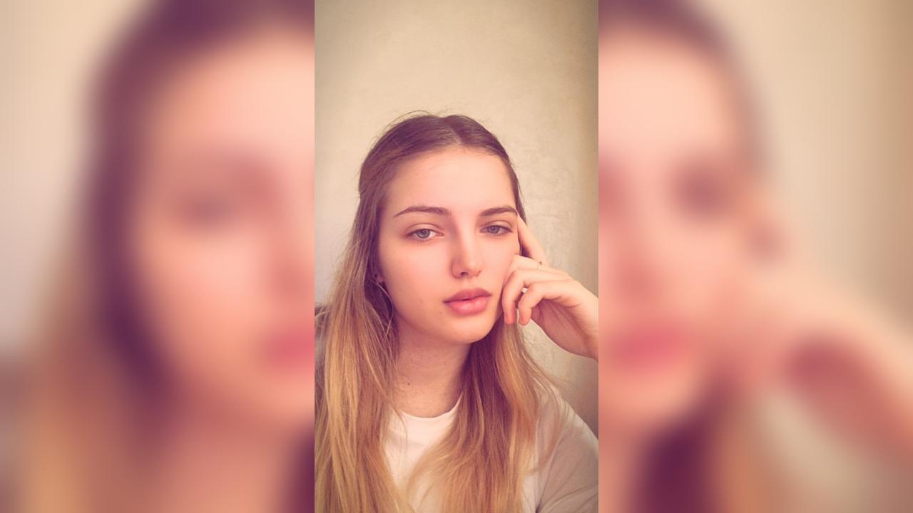 Webcam chat profile for SweetRinaKiss: Outfits