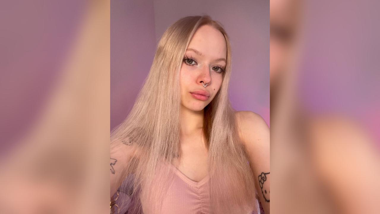 Webcam chat profile for Lucyloy: Leather