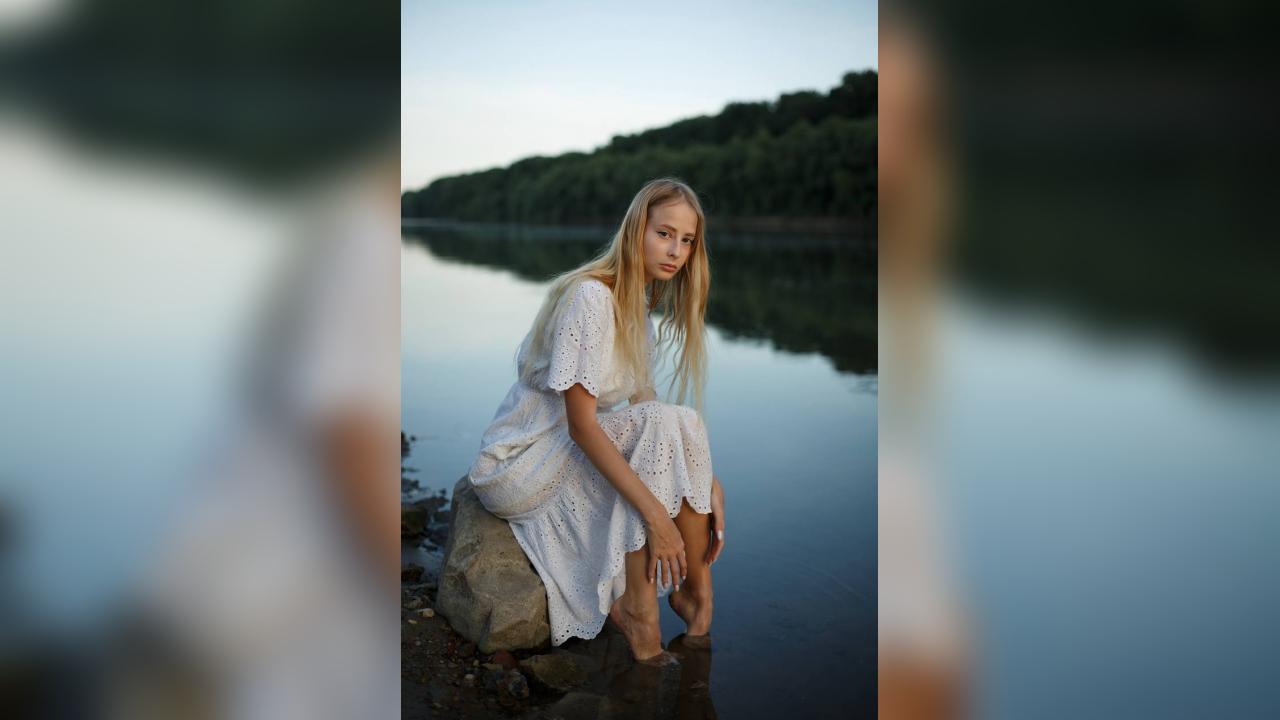 Webcam chat profile for ZellaMoon: Outfits