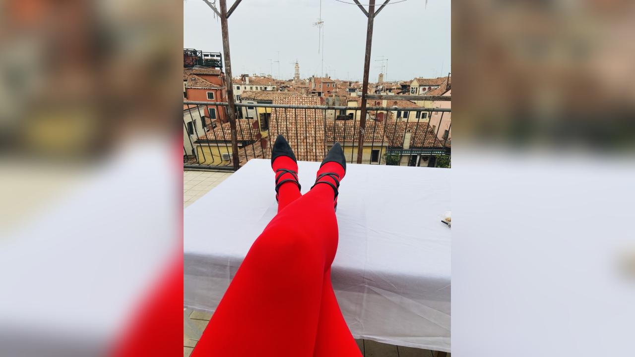 Webcam chat profile for SweetBerry035: Exhibition