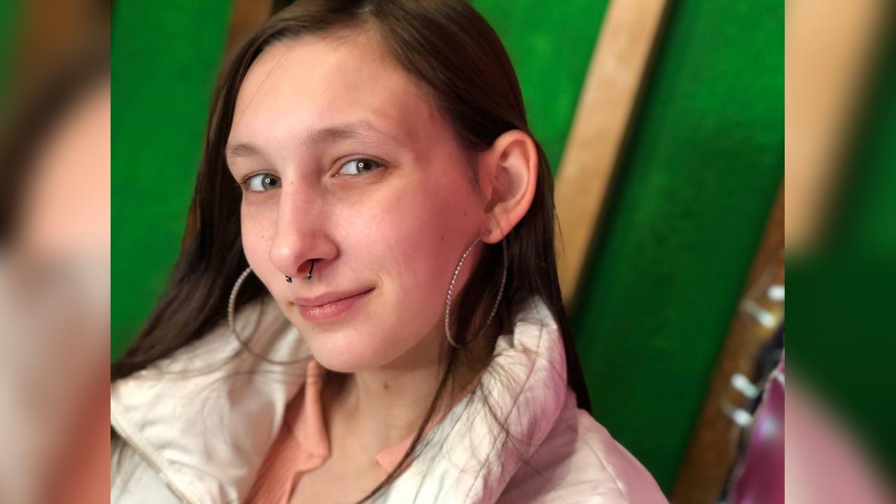 Webcam chat profile for SweetPepper: Latex & rubber