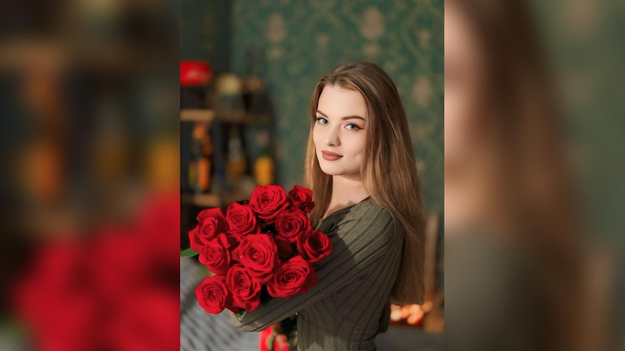 Webcam chat profile for Lorayne: Outfits