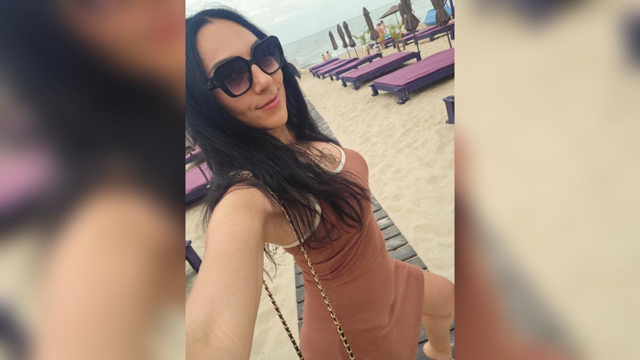 Webcam chat profile for Melan1e: Outfits