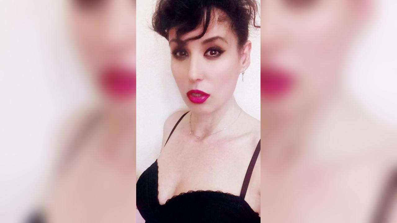 Webcam chat profile for AlyaHarper: Ask about my other interests