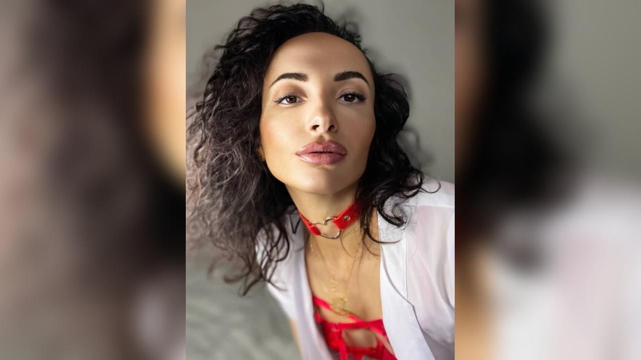 Webcam chat profile for EdenGrace