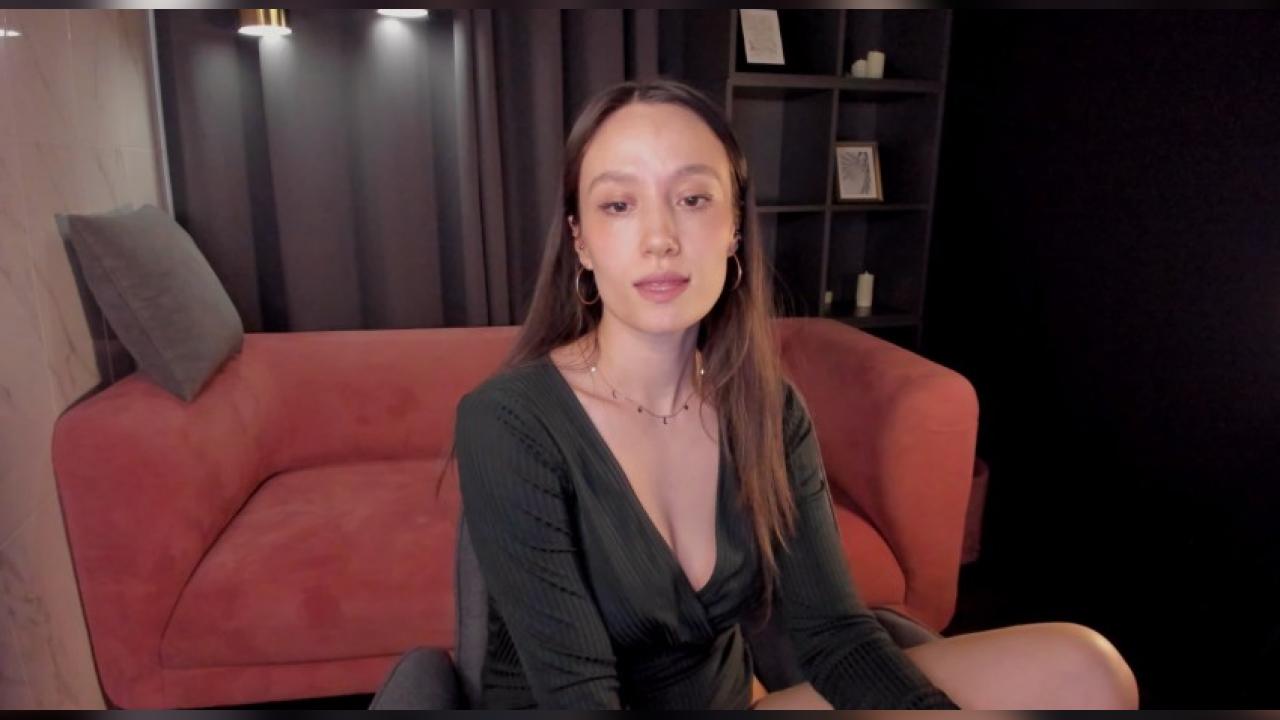 Webcam chat profile for AgnesGoddes: Legs, feet & shoes