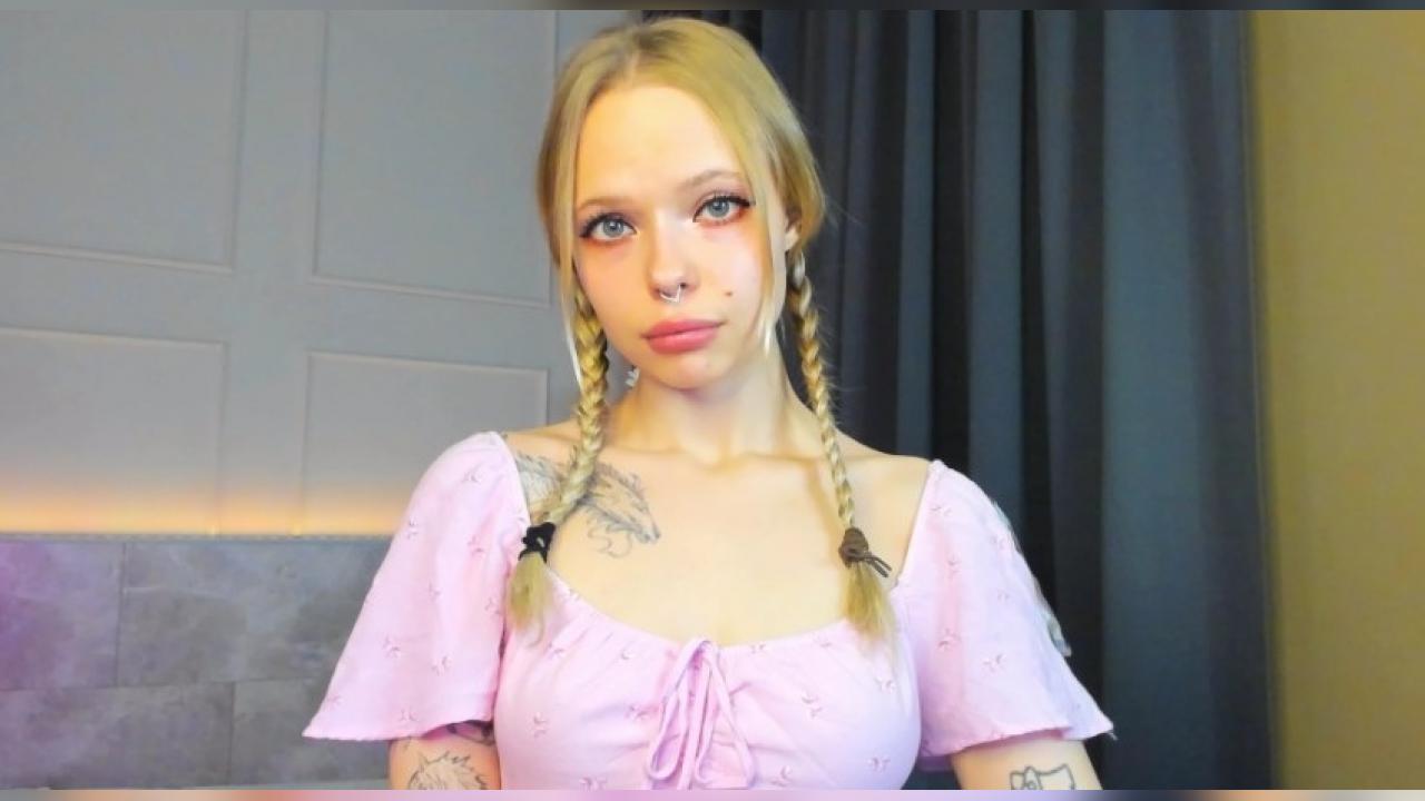 Webcam chat profile for Lucyloy: Lingerie & stockings