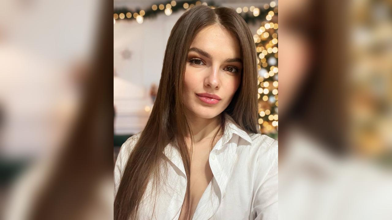 Webcam chat profile for MerryMur0: Cooking