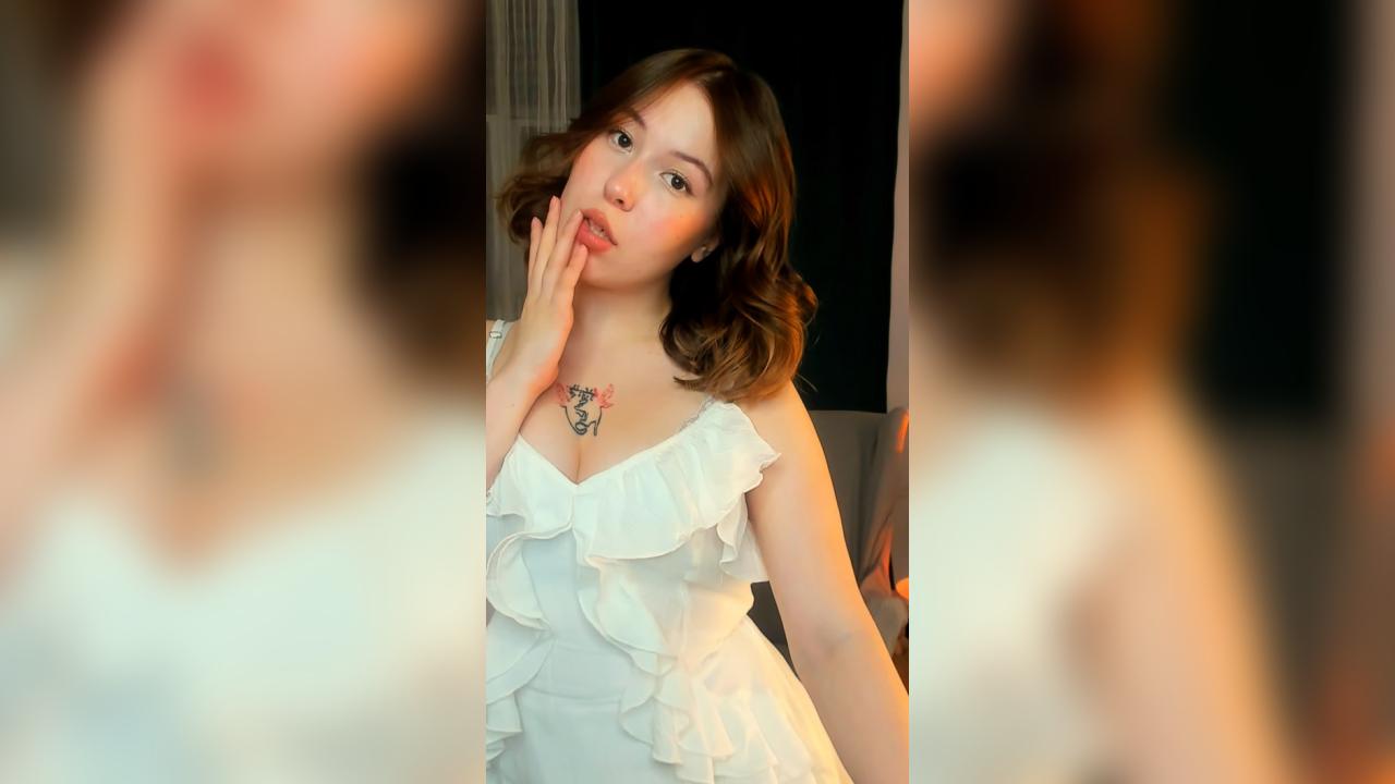 Webcam chat profile for LanaRoselle: Legs, feet & shoes