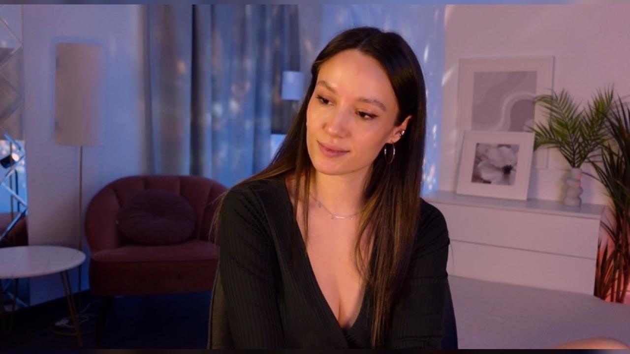 Webcam chat profile for AgnesGoddes: Legs, feet & shoes