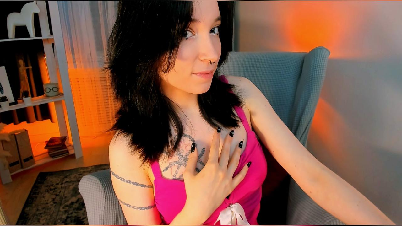 Webcam chat profile for lilithlunna: Leather