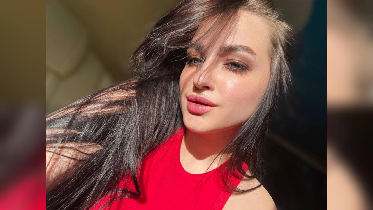 Webcam chat profile for 000MeSsandra: Ask about my Hobbies