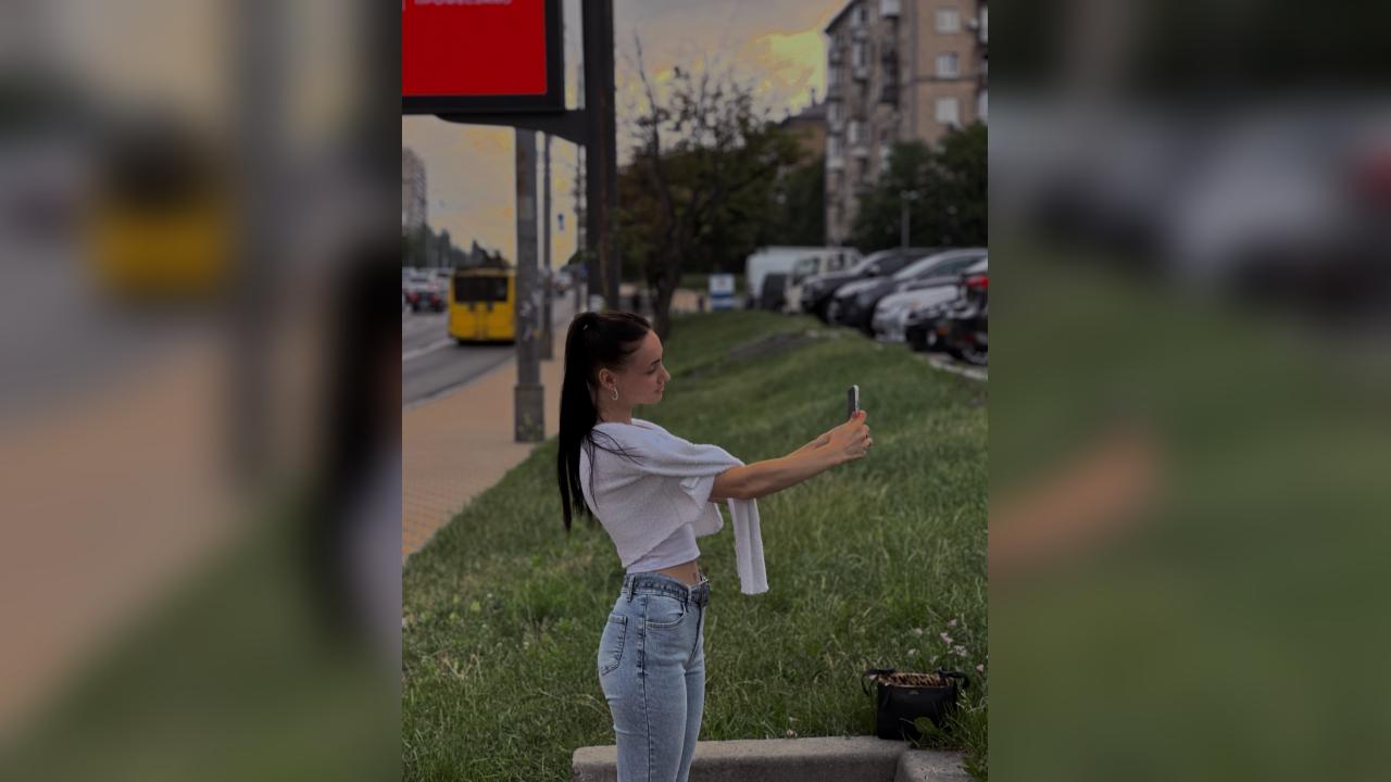 Webcam chat profile for AlishaSunn: Outfits