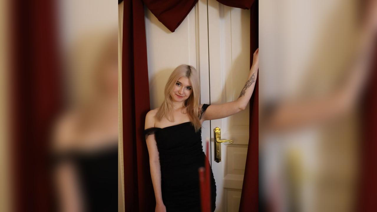 Webcam chat profile for Monnyca: Dominatrix