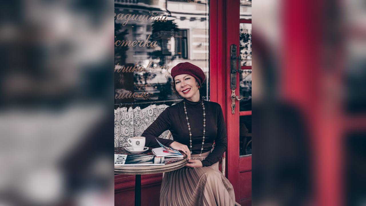 Webcam chat profile for Dinara: Ask about my Hobbies