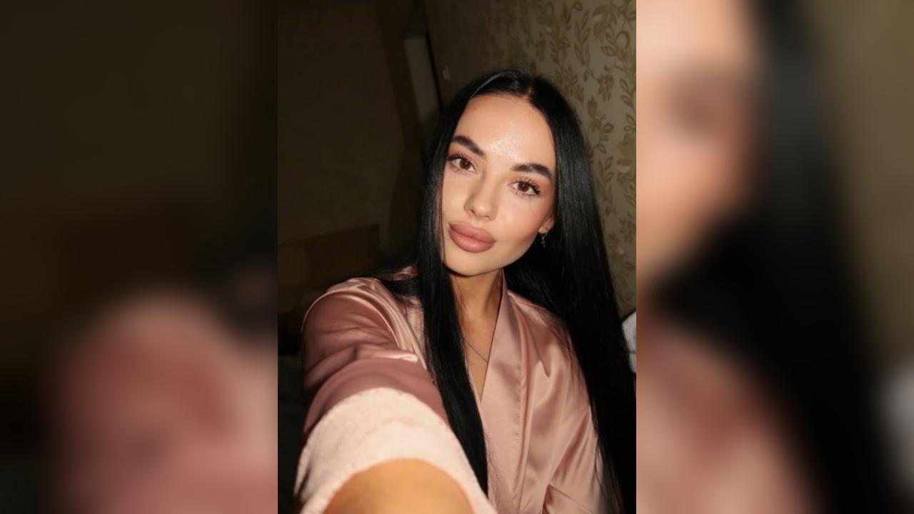 Webcam chat profile for Kaelis: Ask about my Hobbies