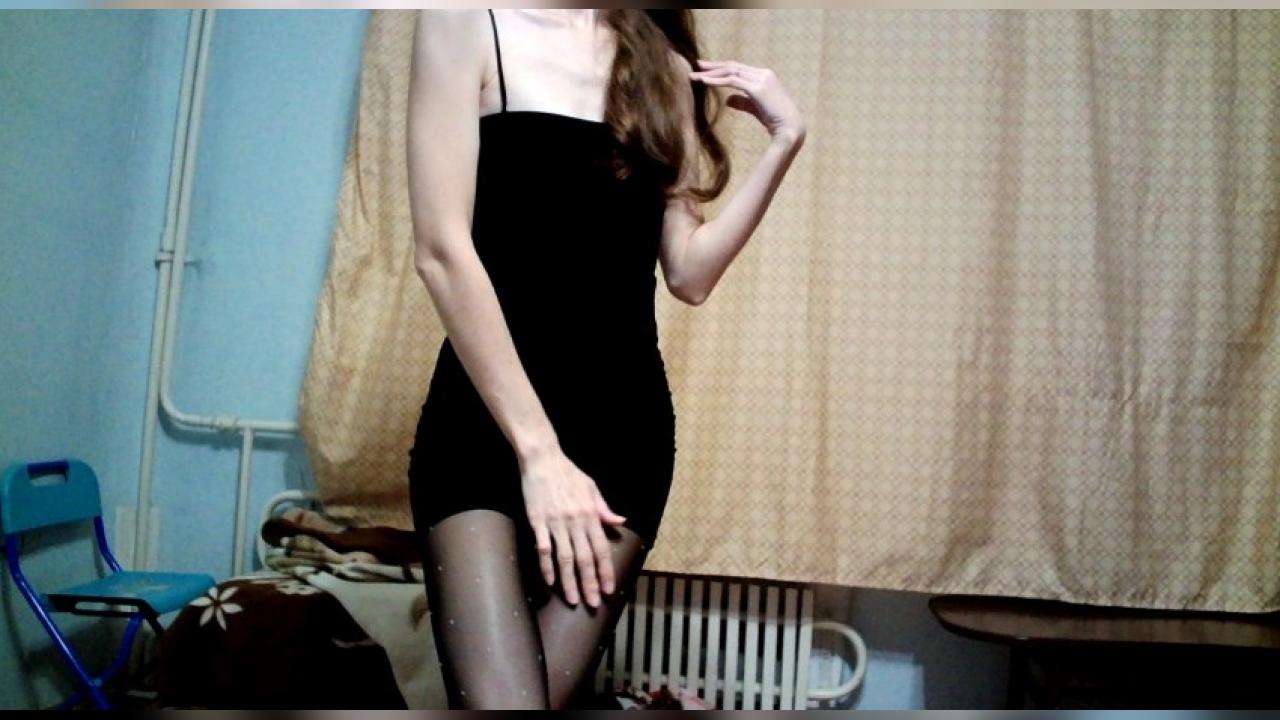 Webcam chat profile for Famefortune: Dancing