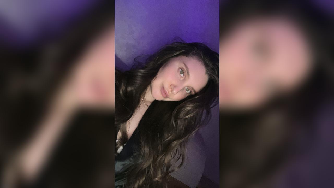 Webcam chat profile for Sweetgirl20255: Dancing