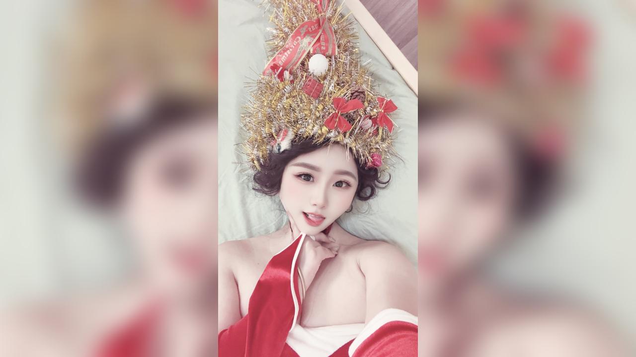 Webcam chat profile for BritneyEva: Leather