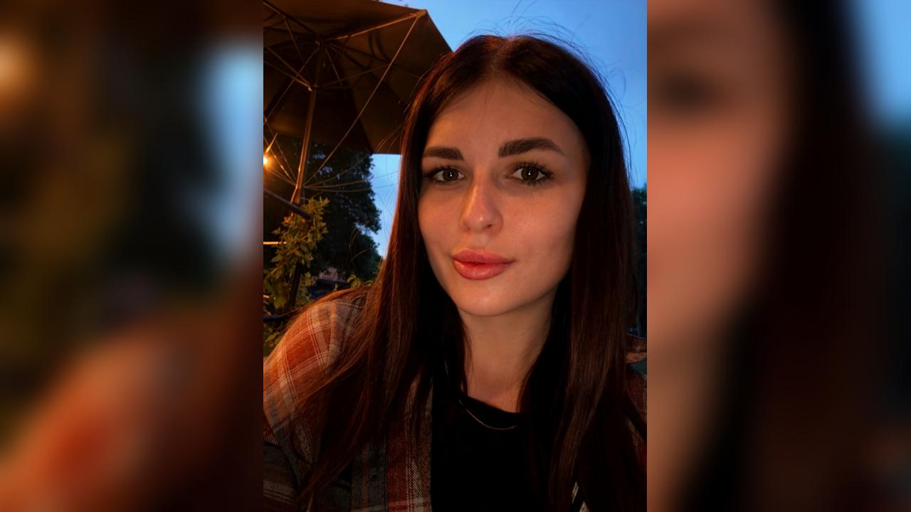 Webcam chat profile for KIRAZKIRA: Conversation