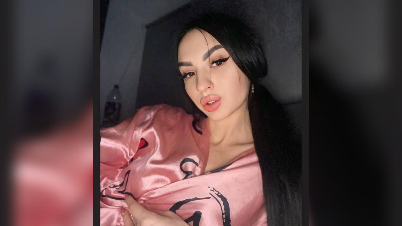 Webcam chat profile for 1GentleTouch