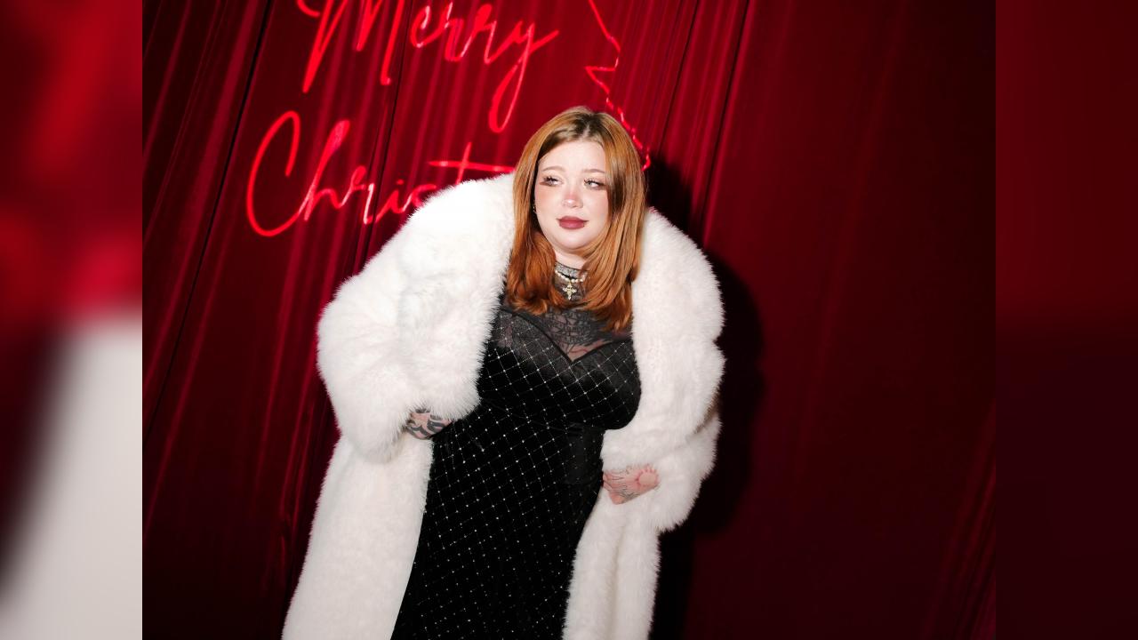 Webcam chat profile for SunshineHeart: Legs, feet & shoes