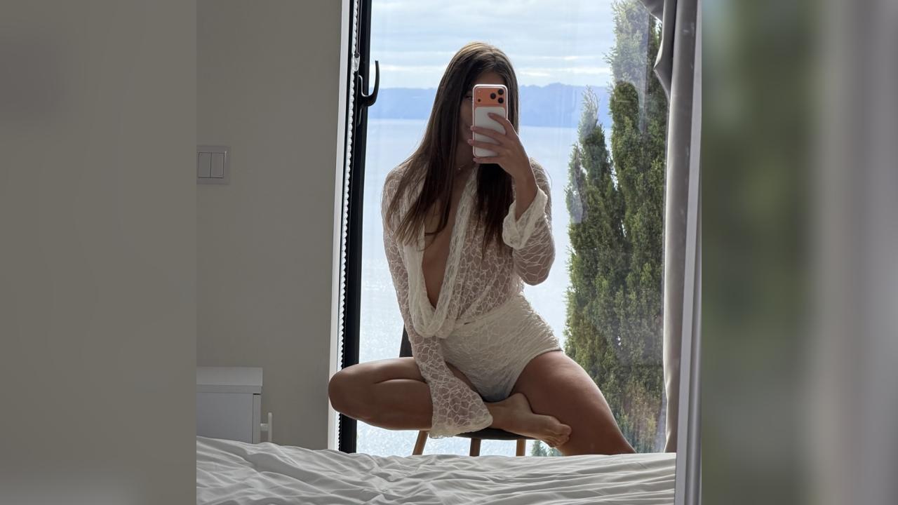 Webcam chat profile for Ericalove