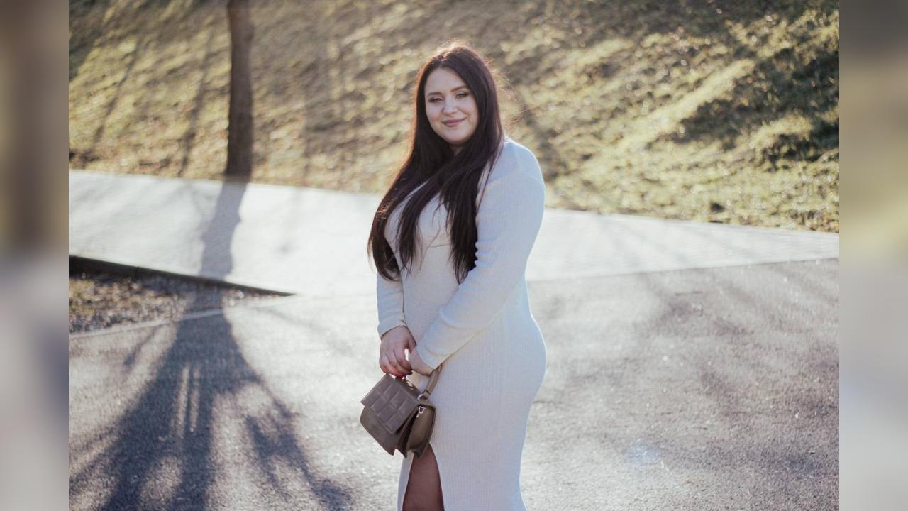 Webcam chat profile for BellaVivi: Ask about my other activities