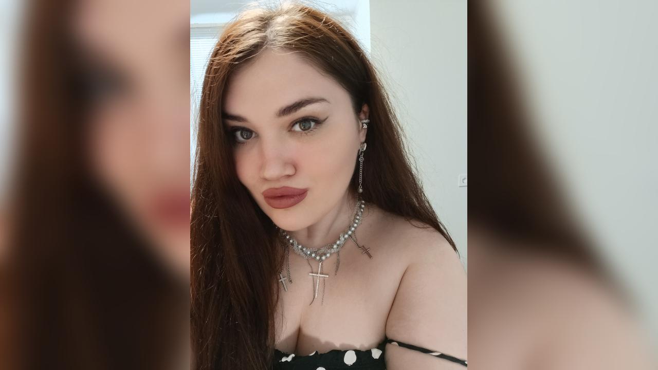 Webcam chat profile for SweetPie: Latex & rubber