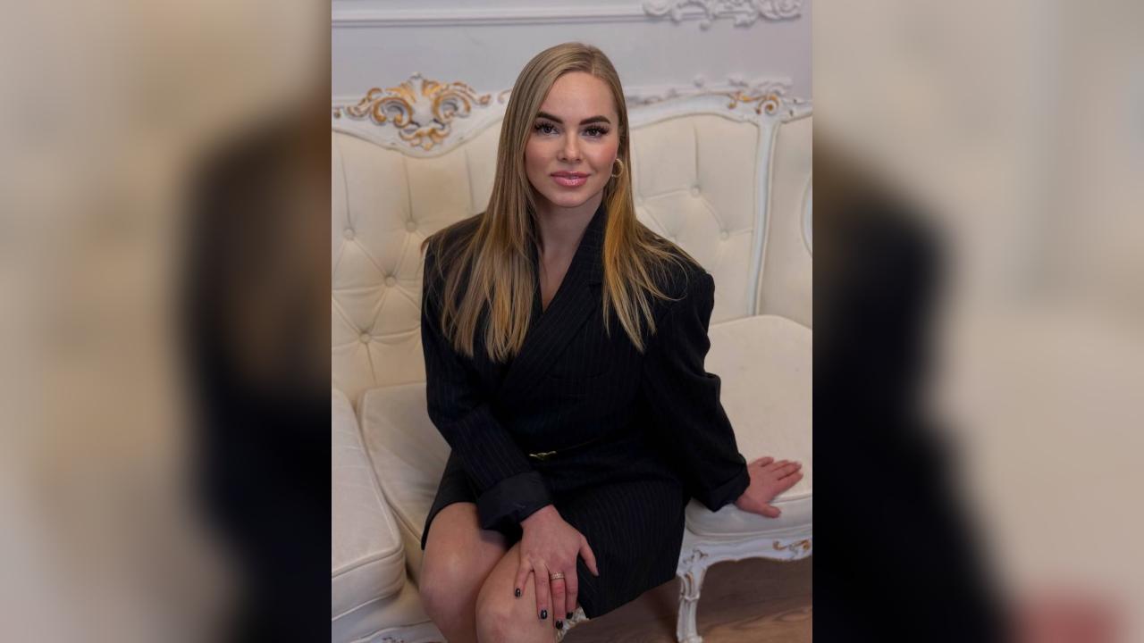 Webcam chat profile for Rebella: Ask about my Hobbies