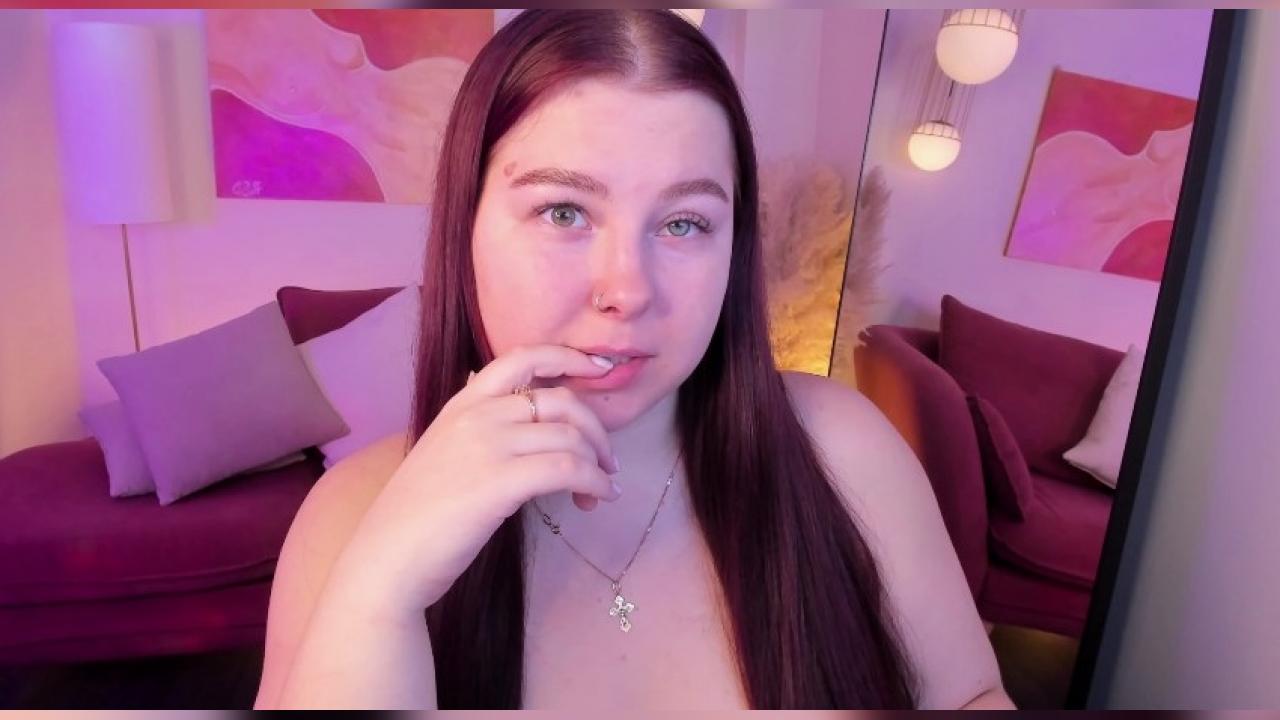 Webcam chat profile for EffyBlush: Legs, feet & shoes