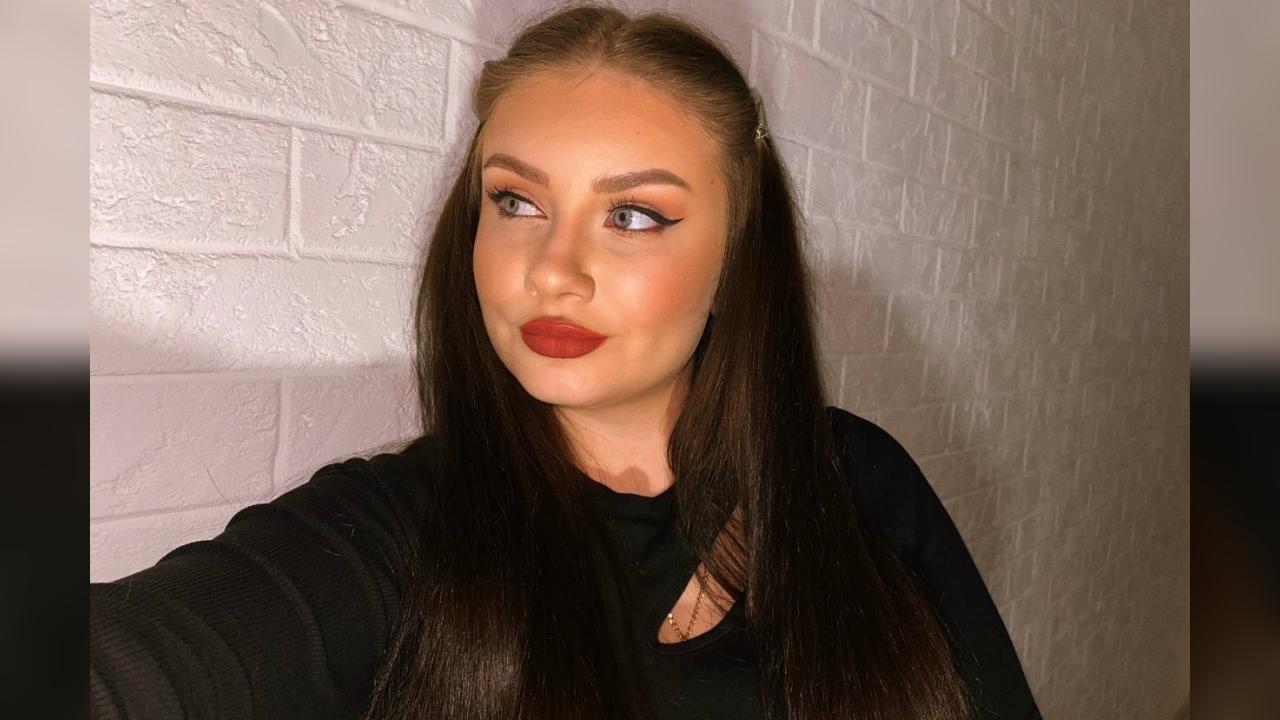 Webcam chat profile for AvelynNoir: Outfits