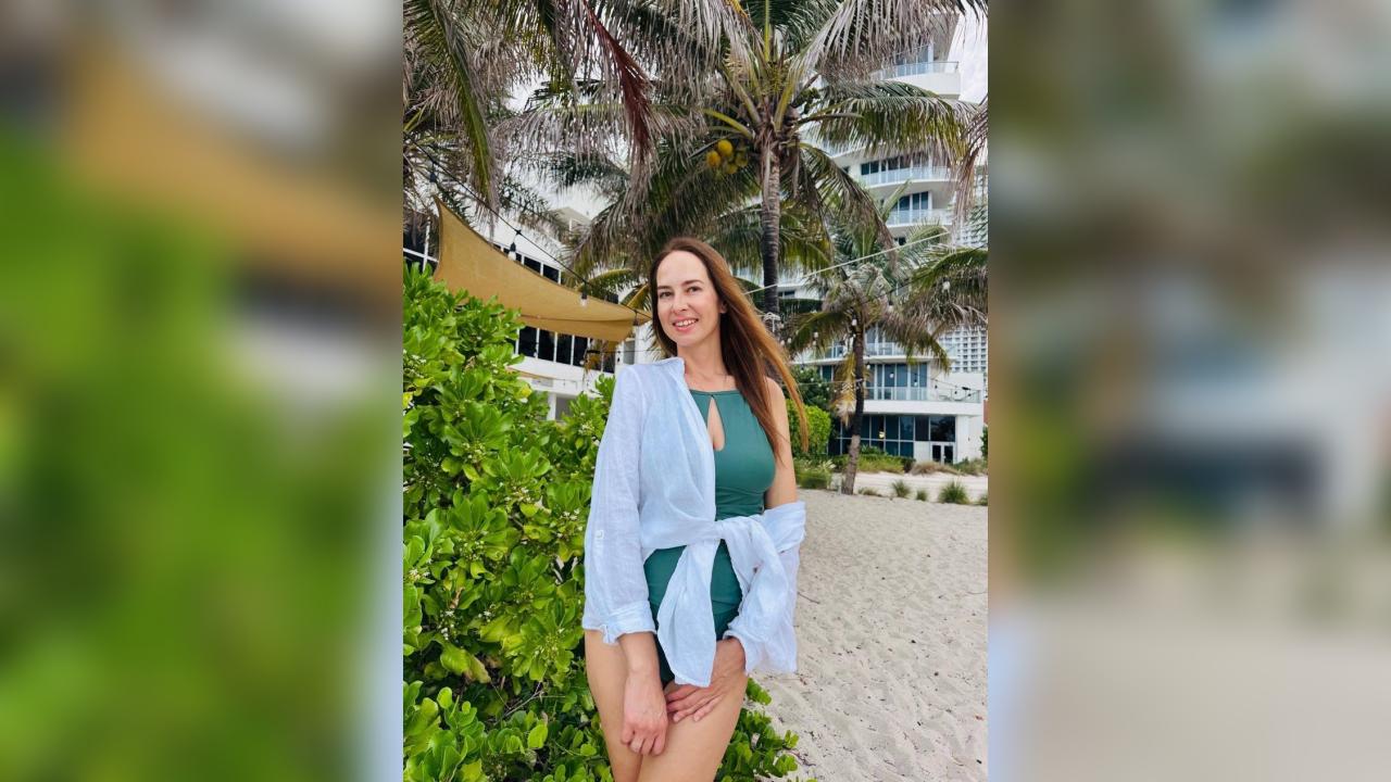 Webcam chat profile for WordDream