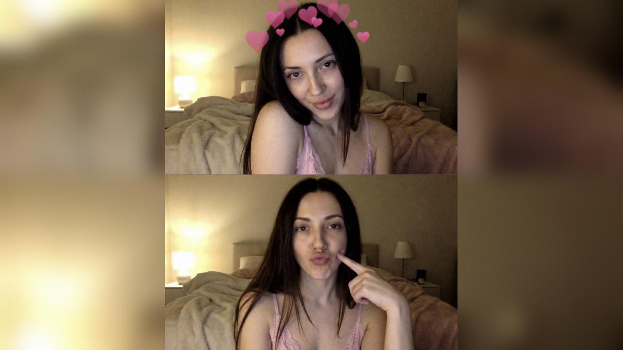 Webcam chat profile for SweetTi: Legs, feet & shoes