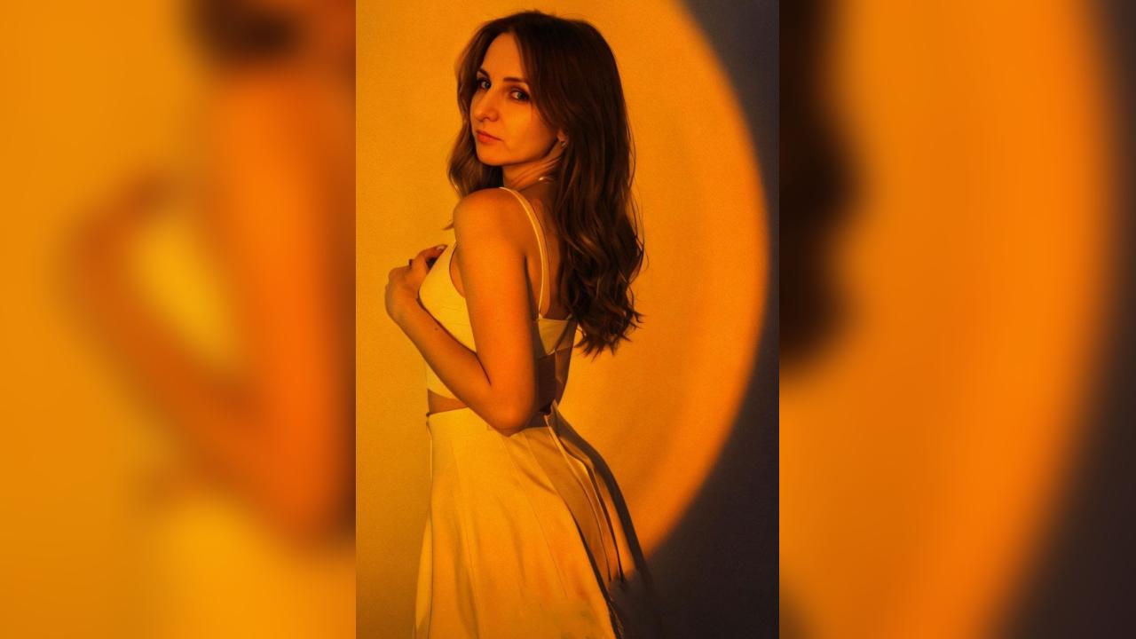 Webcam chat profile for JuliaBlonde: Outfits