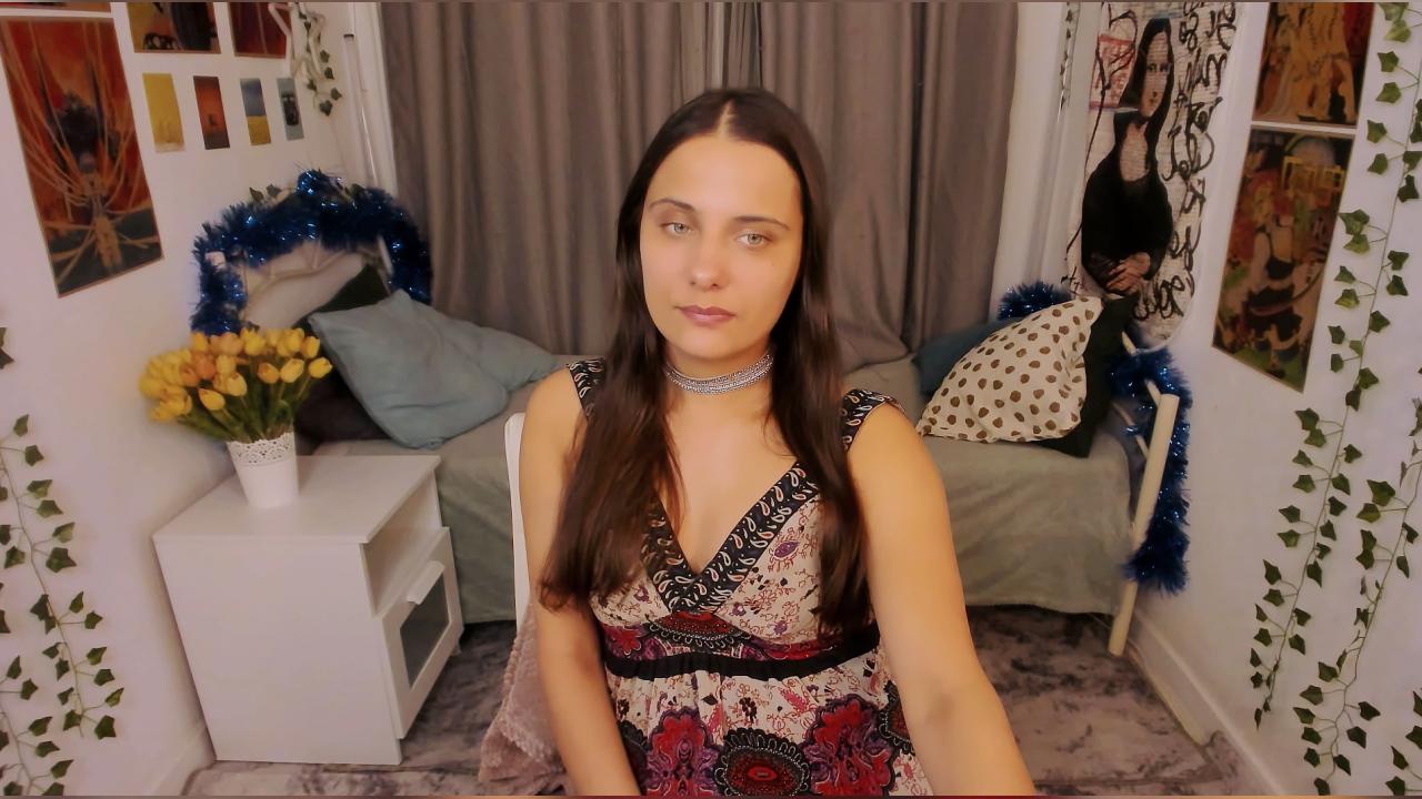 Webcam chat profile for Orfeya: Legs, feet & shoes