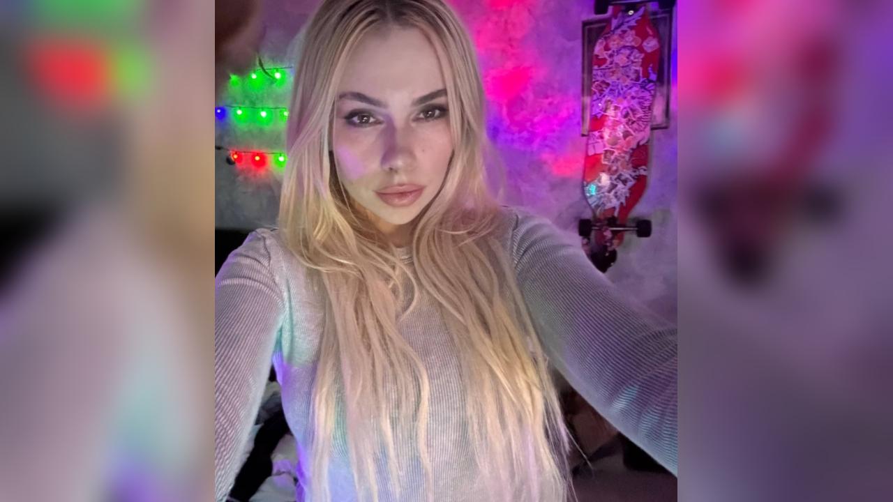 Webcam chat profile for Taelyn: Ask about my Hobbies