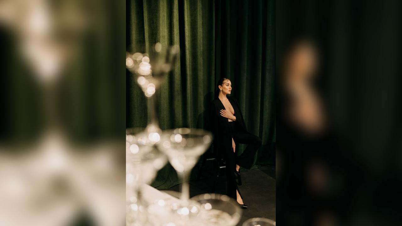 Webcam chat profile for KittyShy25: Latex & rubber