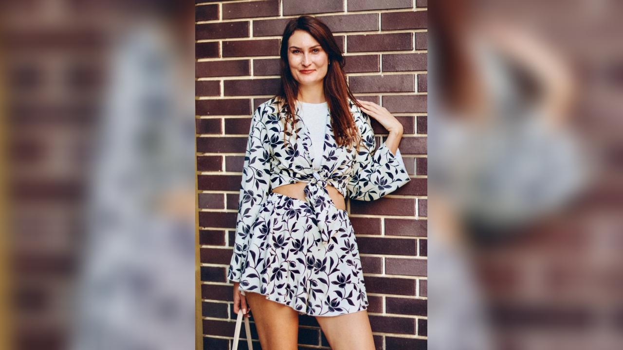 Webcam chat profile for etakainr: Legs, feet & shoes