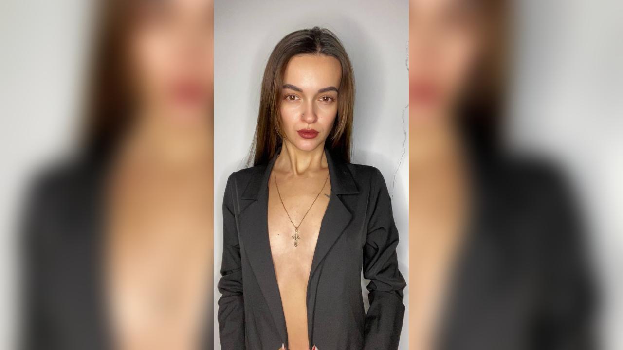 Webcam chat profile for 00FireGirl