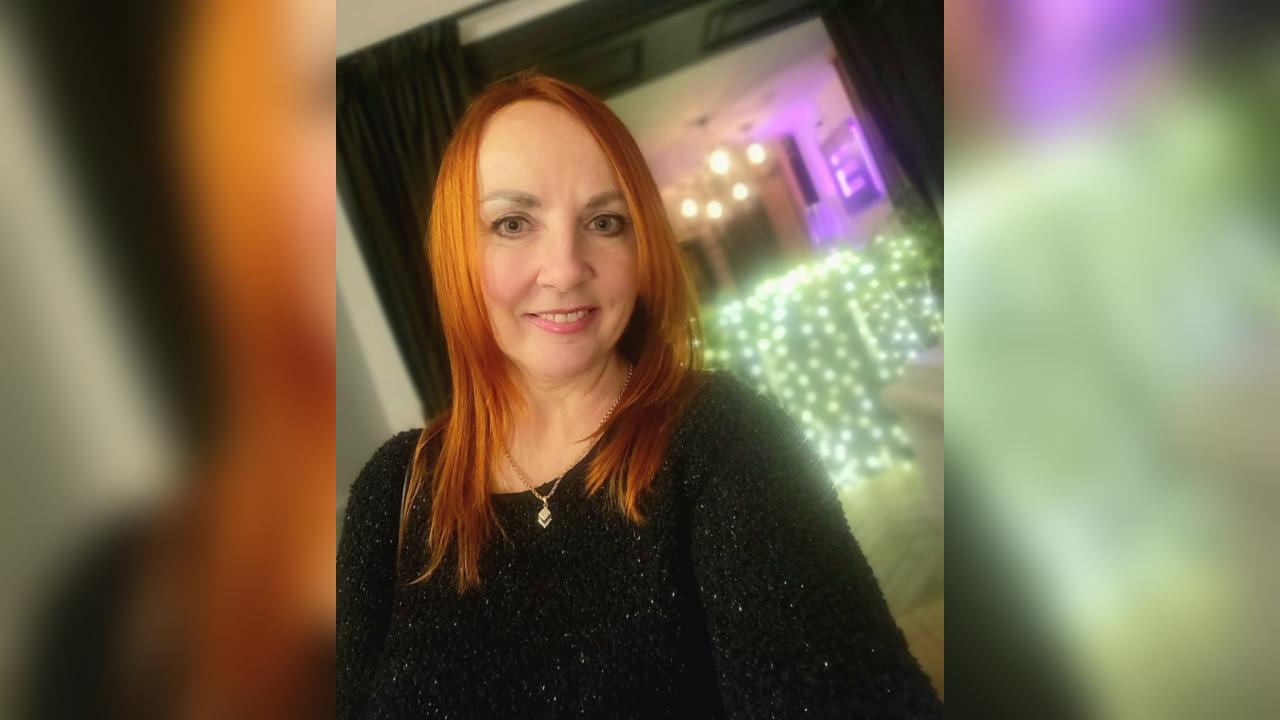 Webcam chat profile for Candy45: Travel