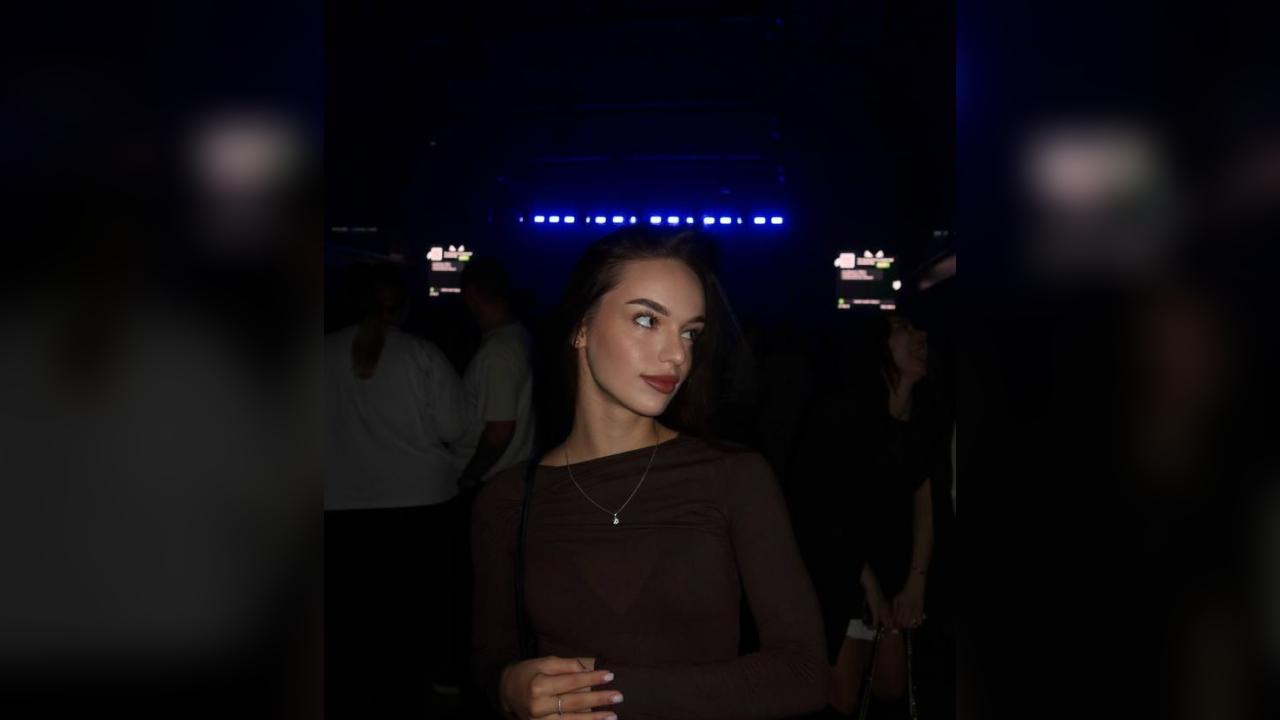 Webcam chat profile for SweetLuckyKiss1: Outfits