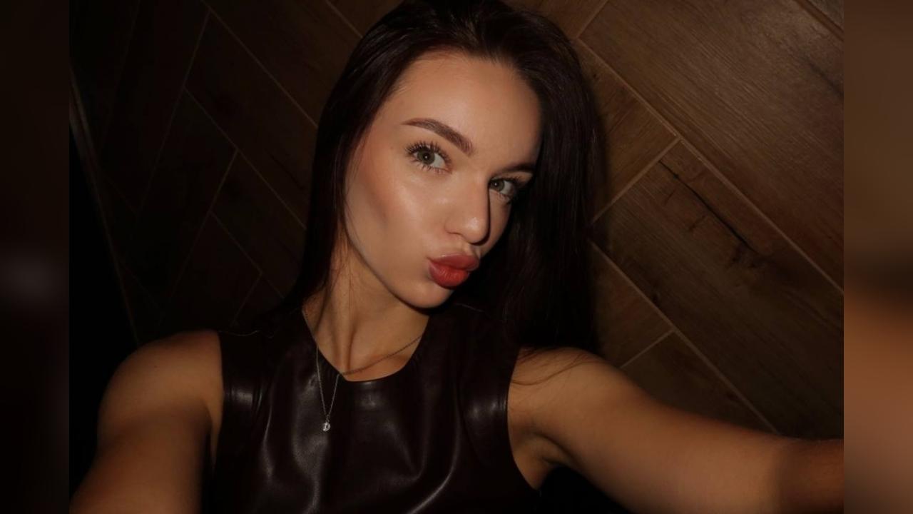 Webcam chat profile for SweetLuckyKiss1: Outfits