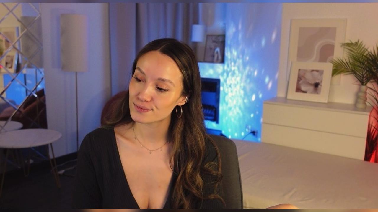 Webcam chat profile for AgnesGoddes: Legs, feet & shoes