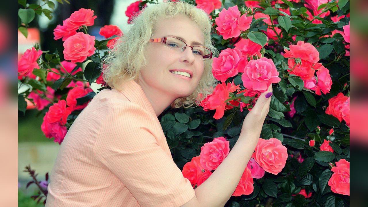 Webcam chat profile for LadySunnySoul: Cooking