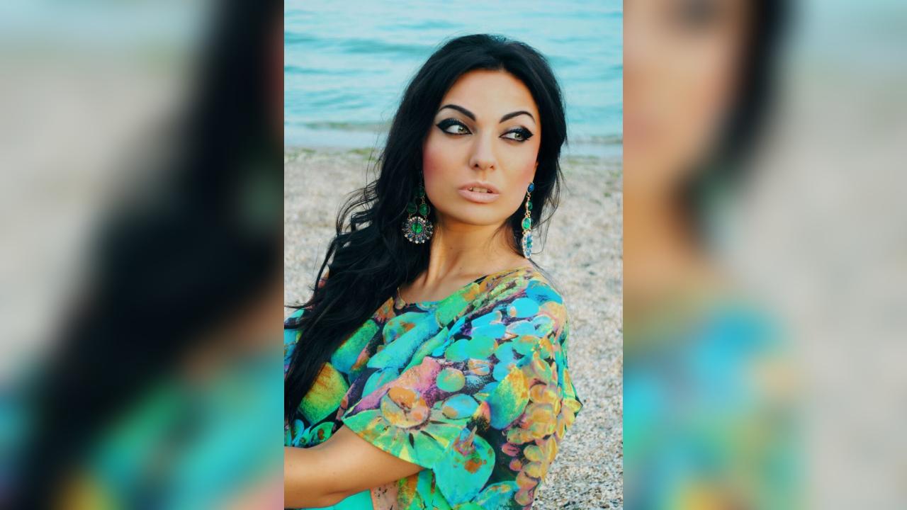 Webcam chat profile for CocoaKiss: Outdoor Activities