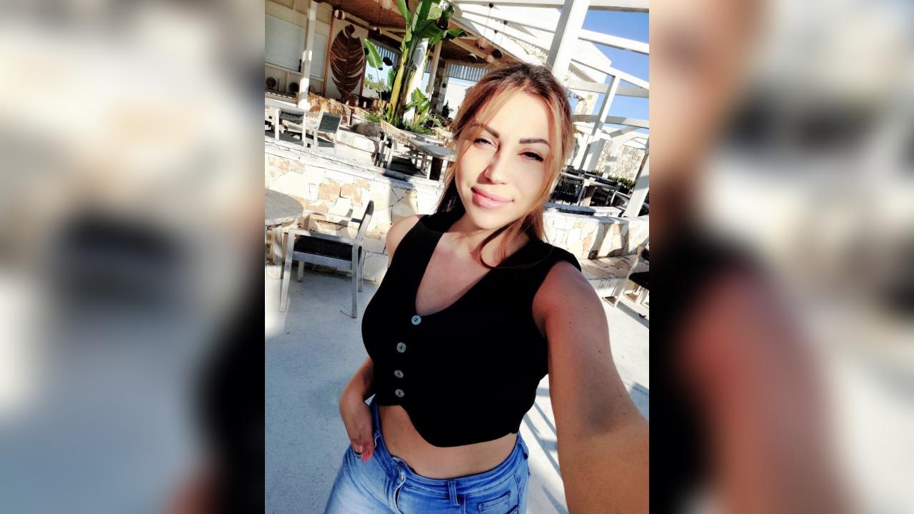 Webcam chat profile for NikRosa: Outfits